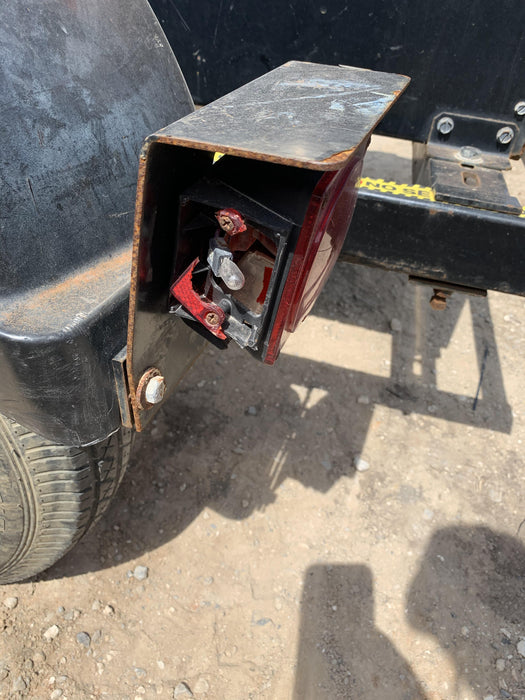 2019 Lincoln Electric Vantage 322 Welder Ready-Pak 3, Two wheel trailer, Fender and Light kit, Cable Rack