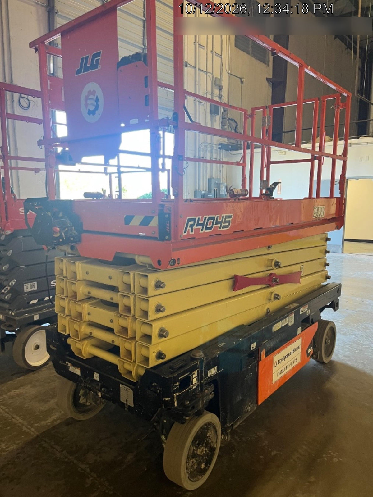 2023 JLG R4045