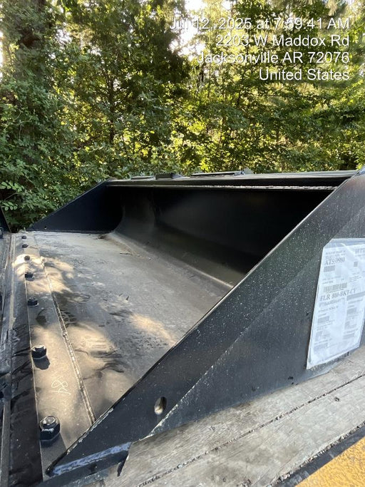 2025 JOHN DEERE 84" Bucket - John Deere