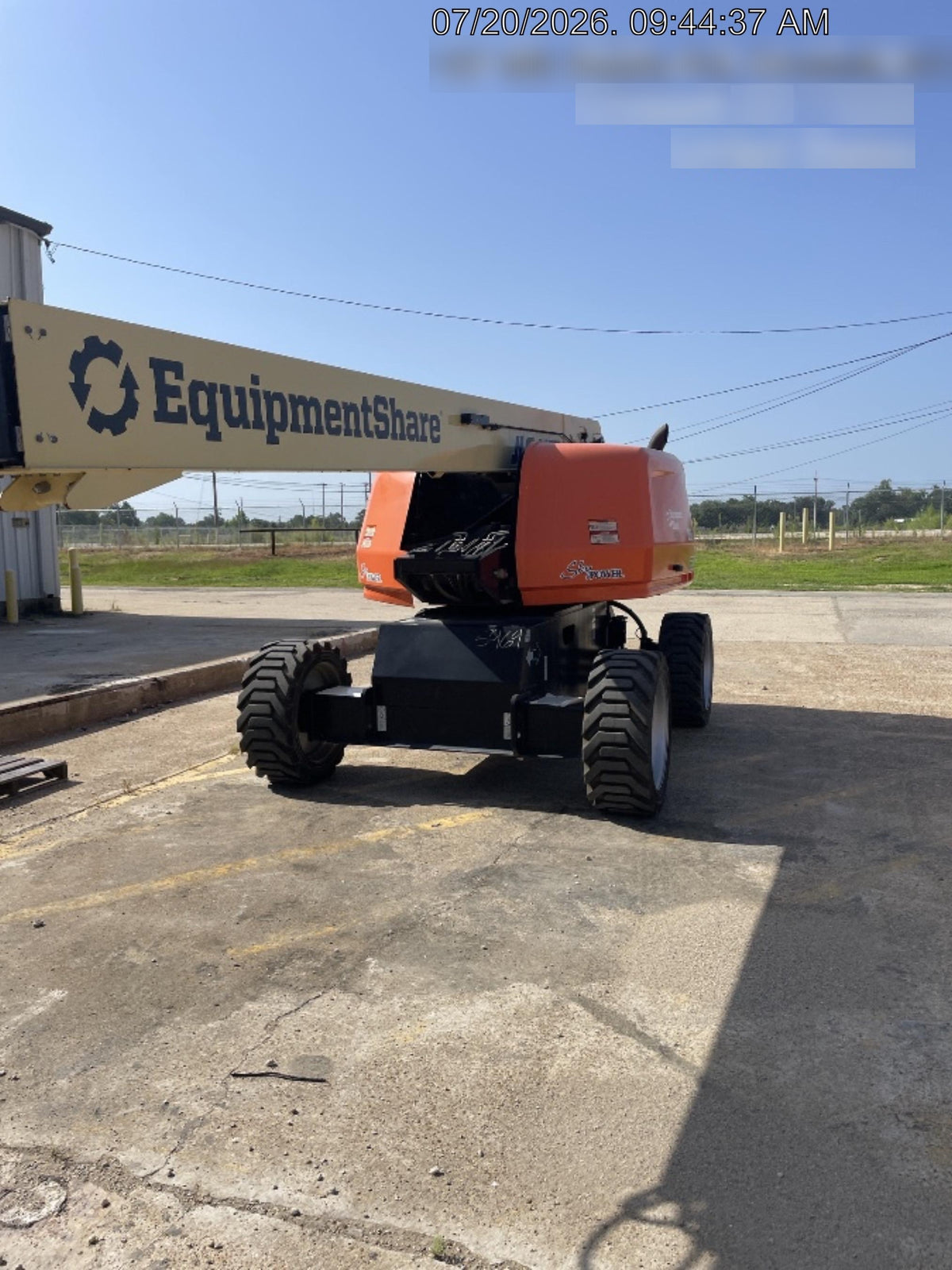 2024 JLG 660SJ