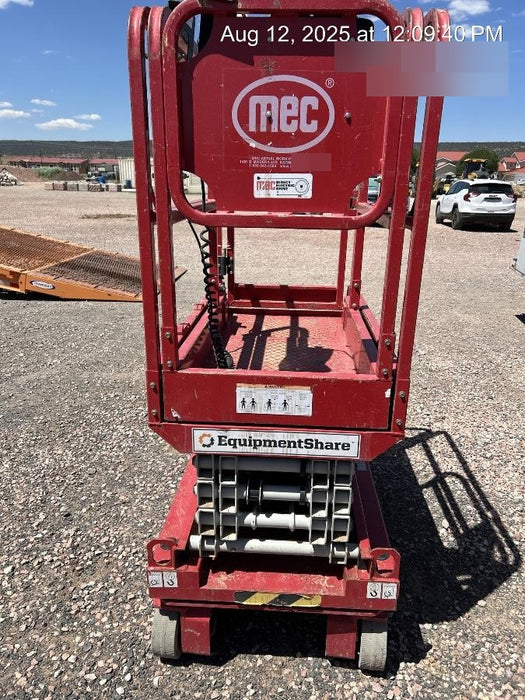 2020 MEC 1330SE Solid NM Tires, Steel Swing out Doors, LCS, Beacon, 900W Inverter