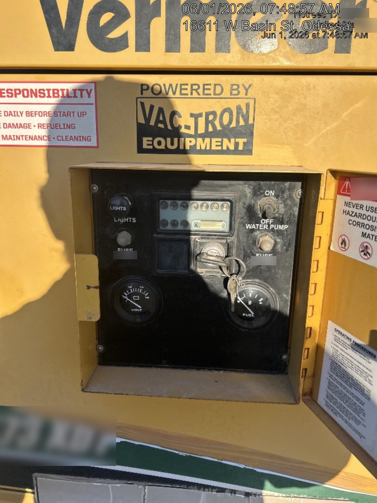 2019 Vac-Tron LP573XDT 24Hp Kohler Diesel, 500 Gal Debris Tank, 500 CFM Vacuum Pump, x2 100 Gal Water Tanks
