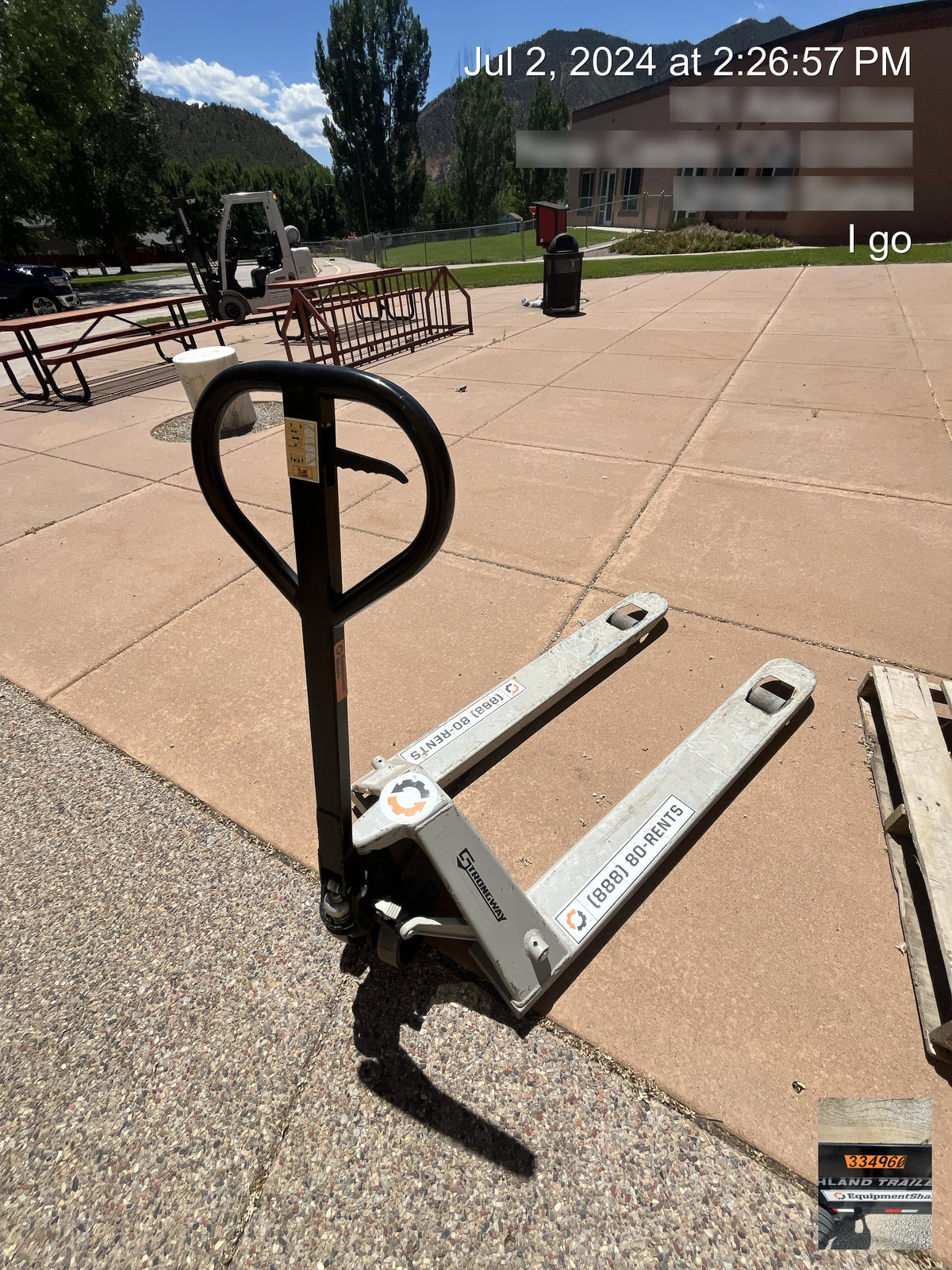 2022 STRONGWAY 4400 lb Pallet Jack