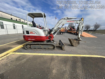 2025 TAKEUCHI TB235-2R