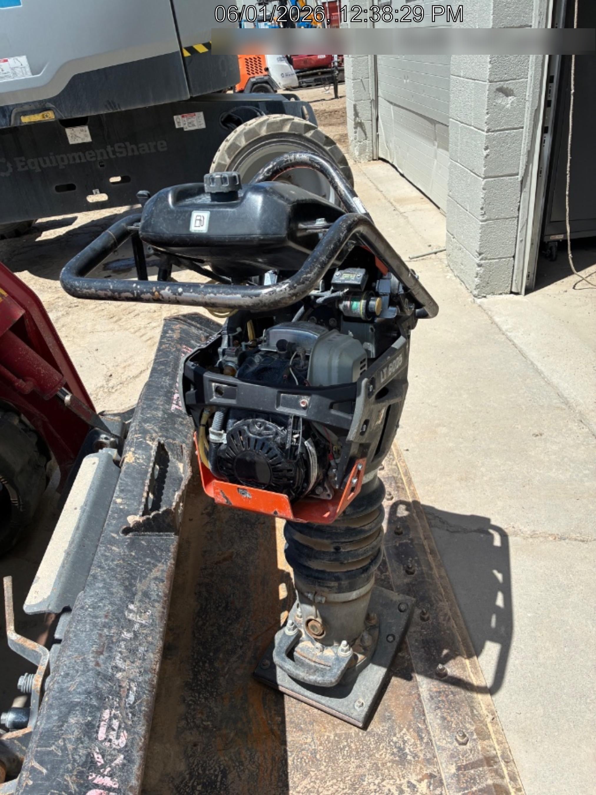 2024 HUSQVARNA LT6005