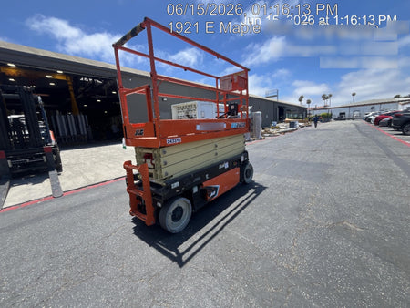 2022 JLG ES2632