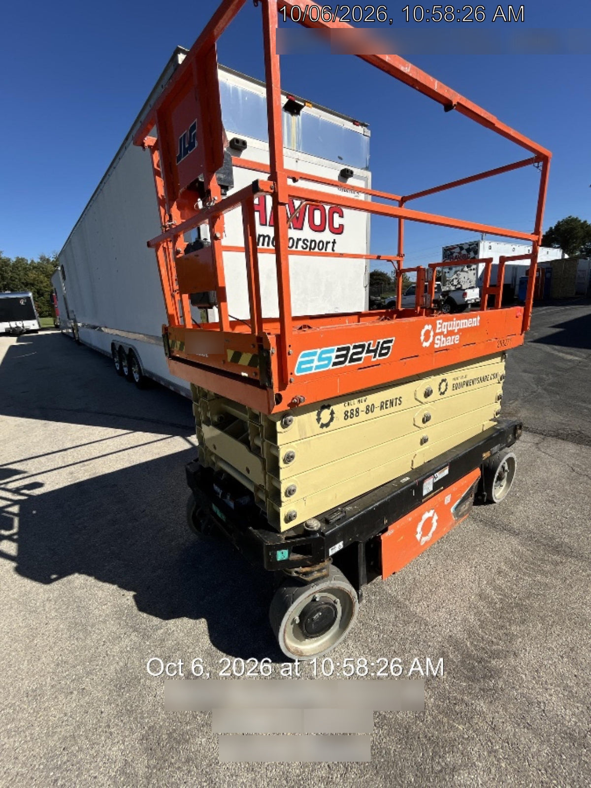 2022 JLG ES3246