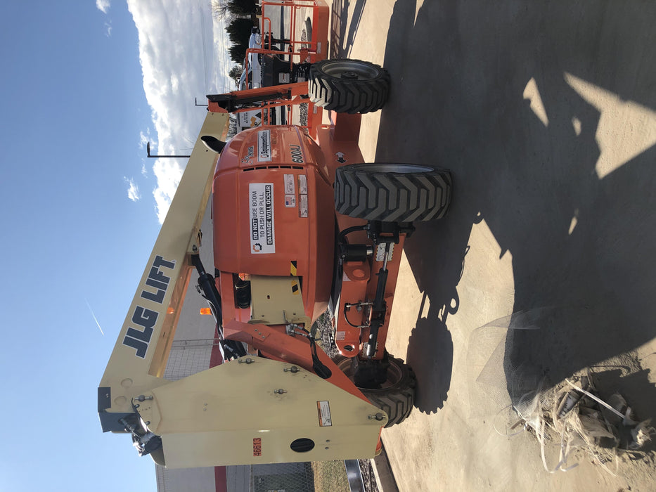 2019 JLG 600AJ