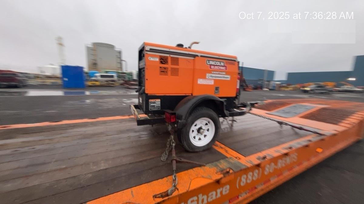 2021 Lincoln Electric Vantage 322 Vantage 322 Ready Pak 3 w/ Decals, ORANGE (includes trailer, cable rack, fender light kit) NO Telematics