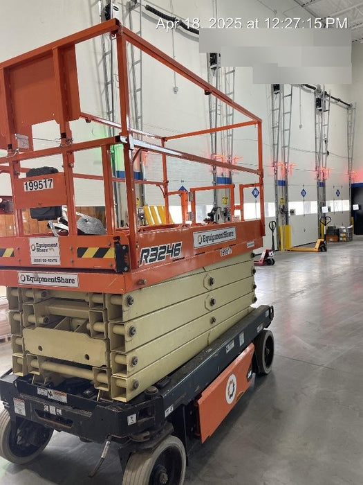 2021 JLG R3246