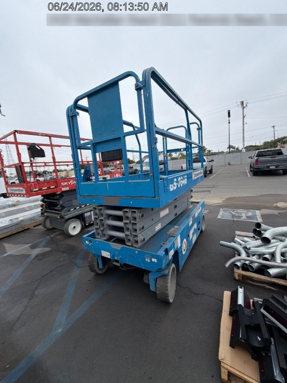 2019 Genie GS-2646 folding rails with full height swing gate