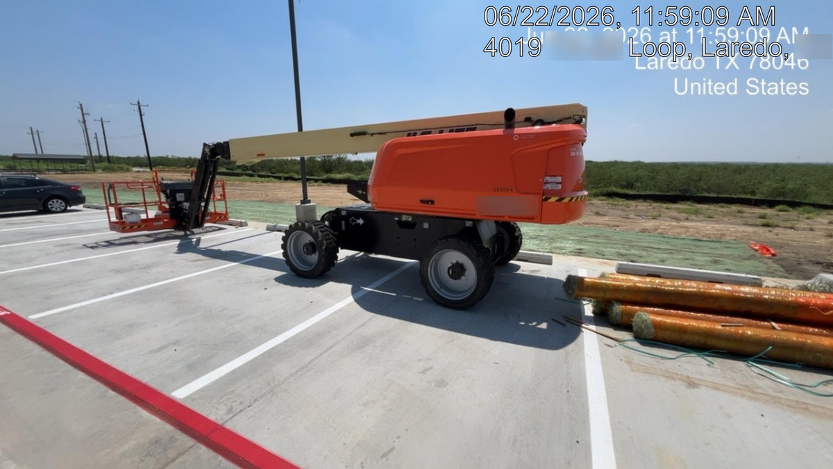2025 JLG 660SJ