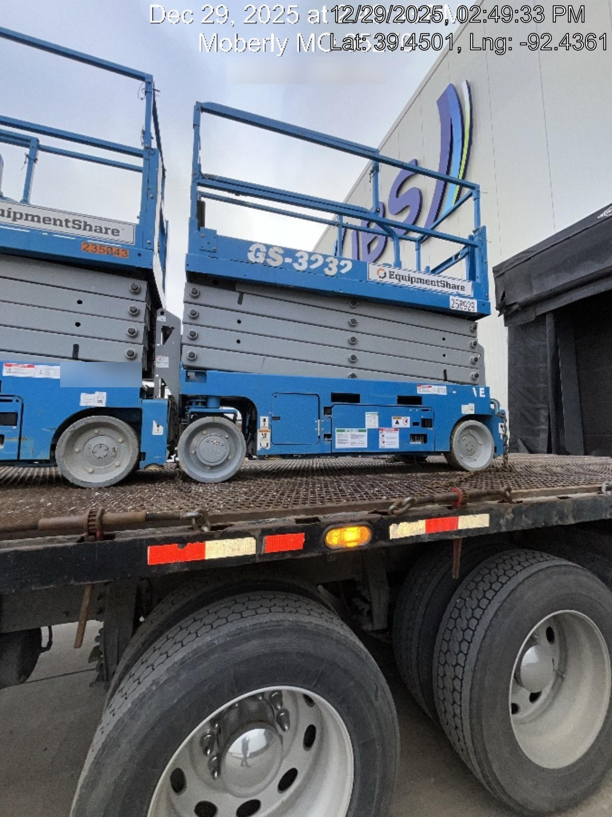 2022 GENIE GS-3232