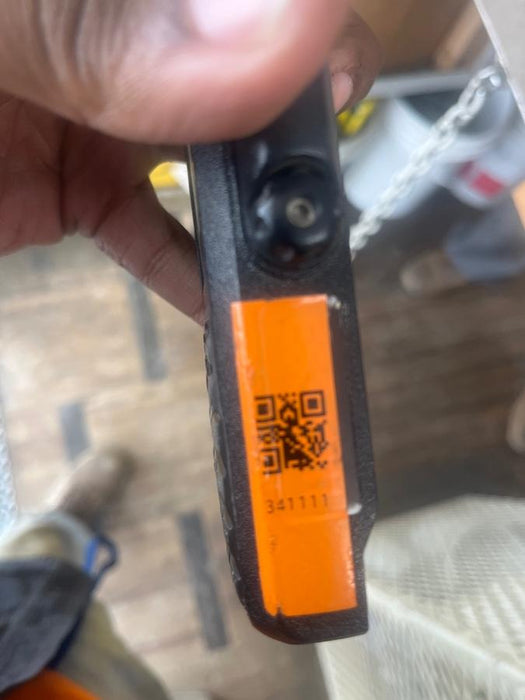 2023 MOTOROLA R7 DISPLAY