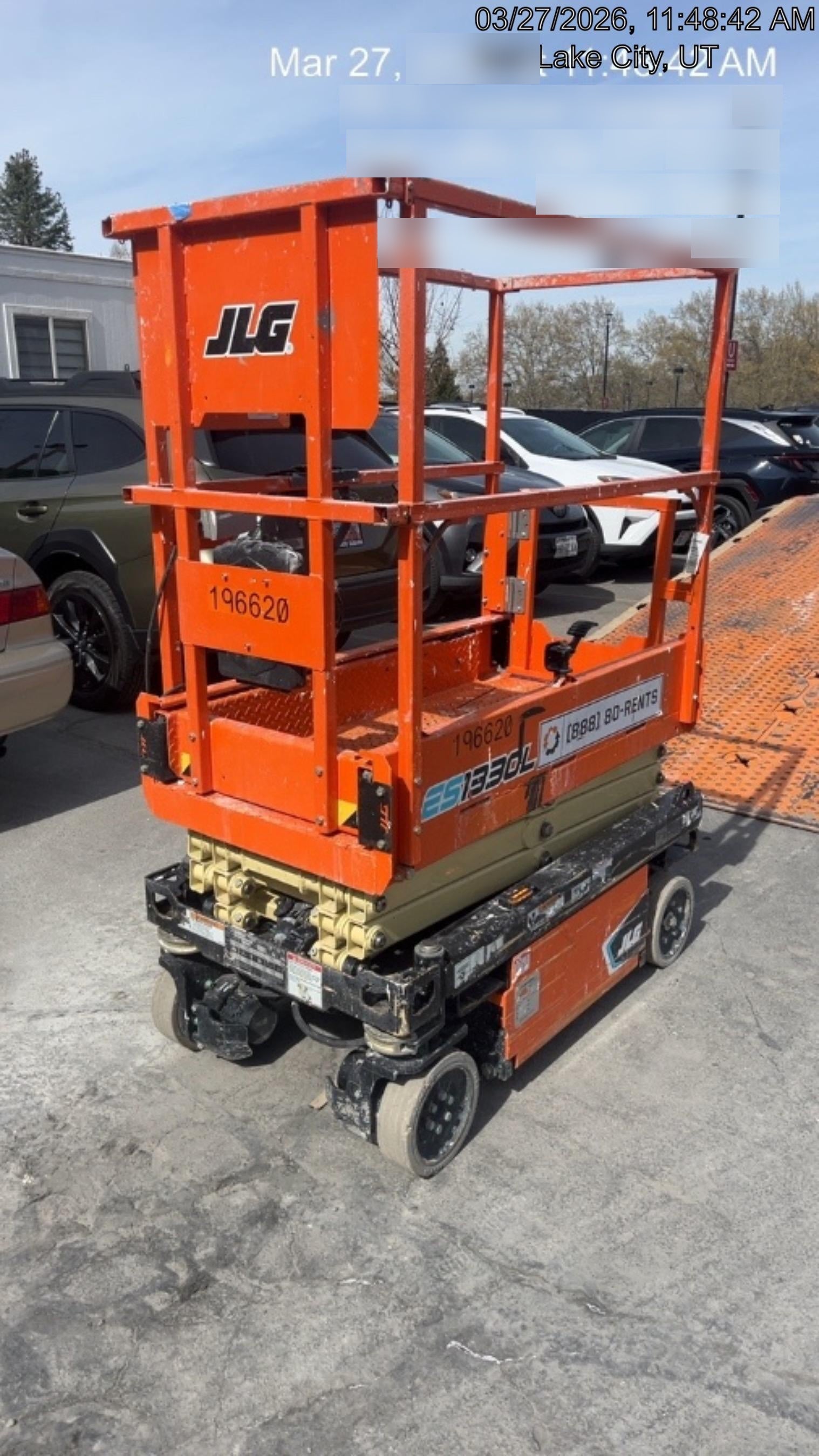 2021 JLG ES1330L