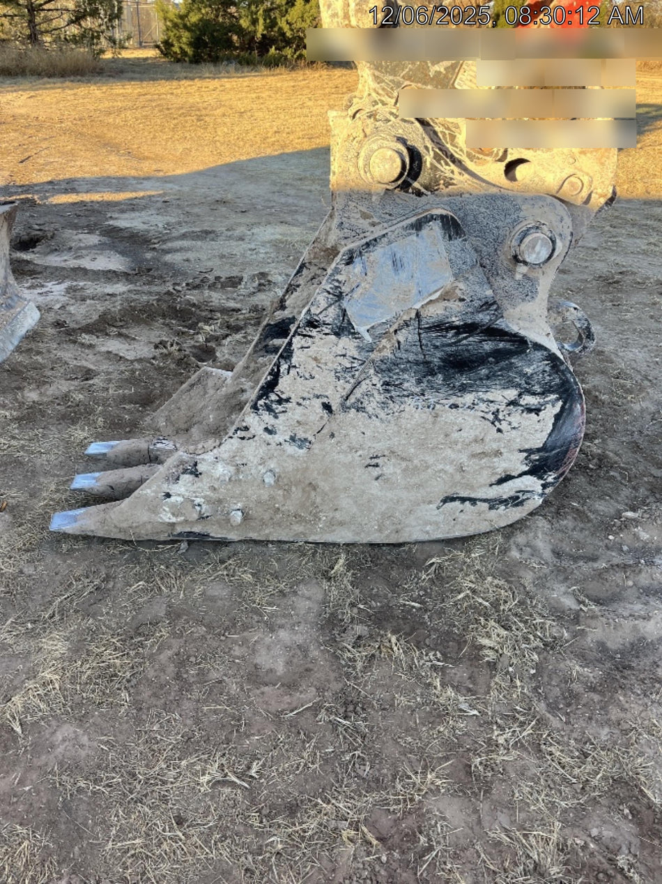 2025 FLECO 18" HD Bucket - Fleco