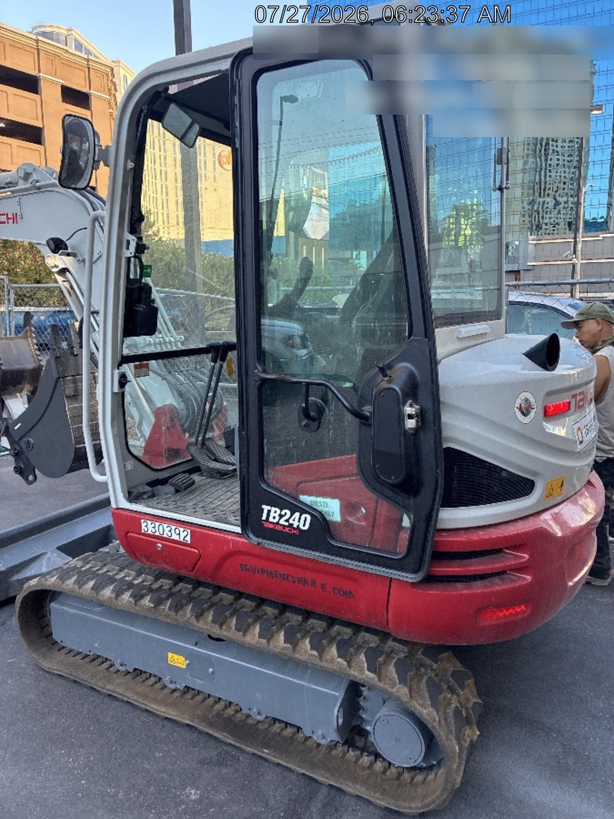 2023 TAKEUCHI TB240-CR