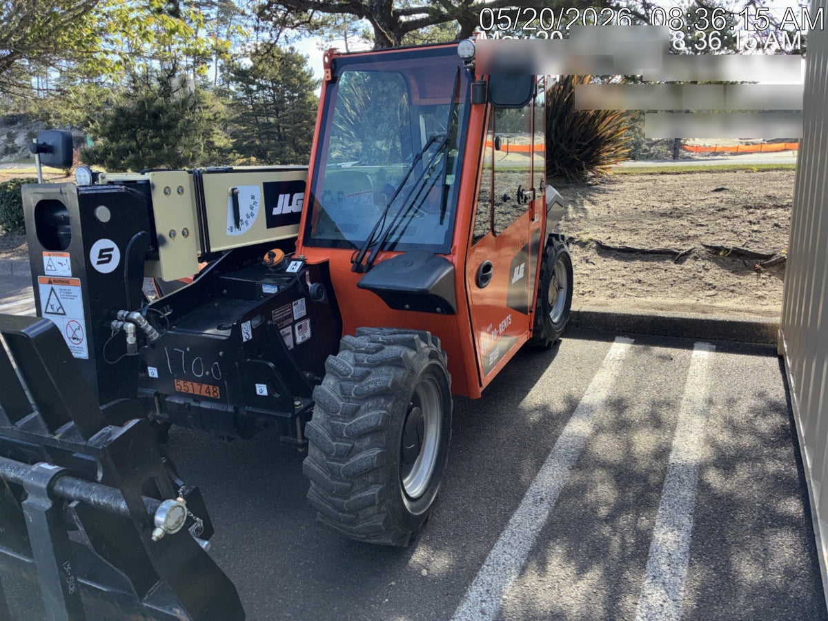 2025 JLG 519