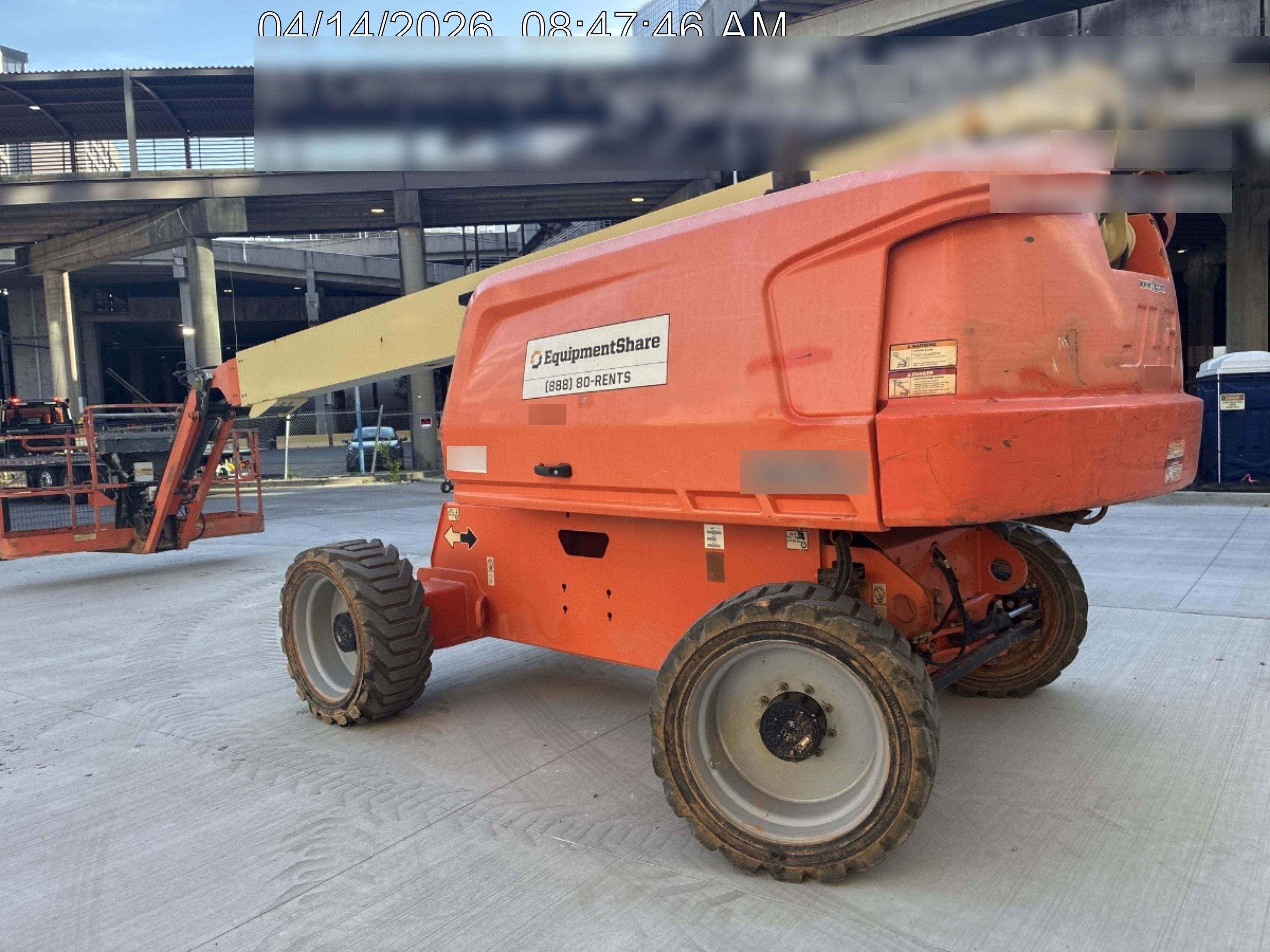 2019 JLG 660SJ