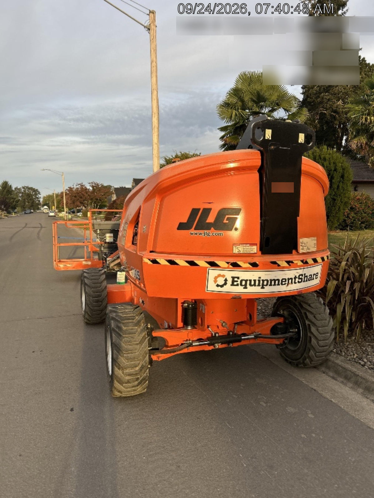 2020 JLG 400S