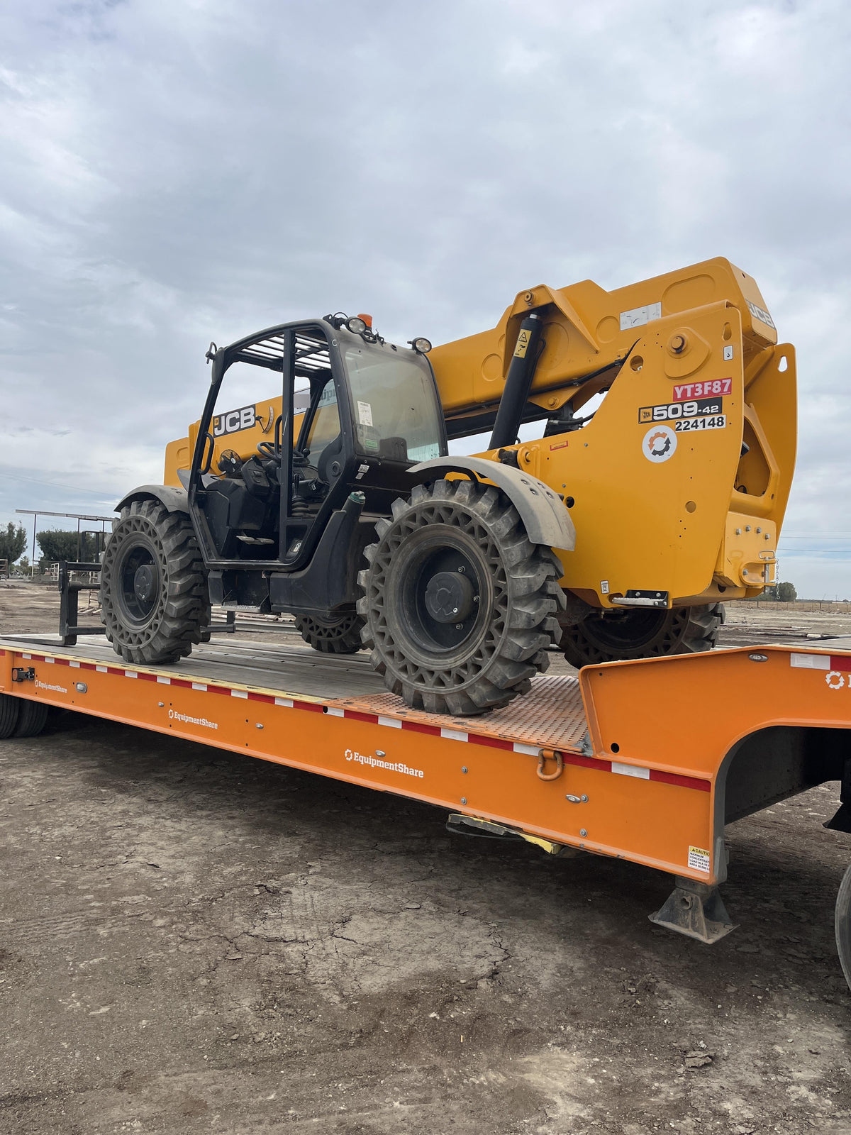 2022 JCB 509-42