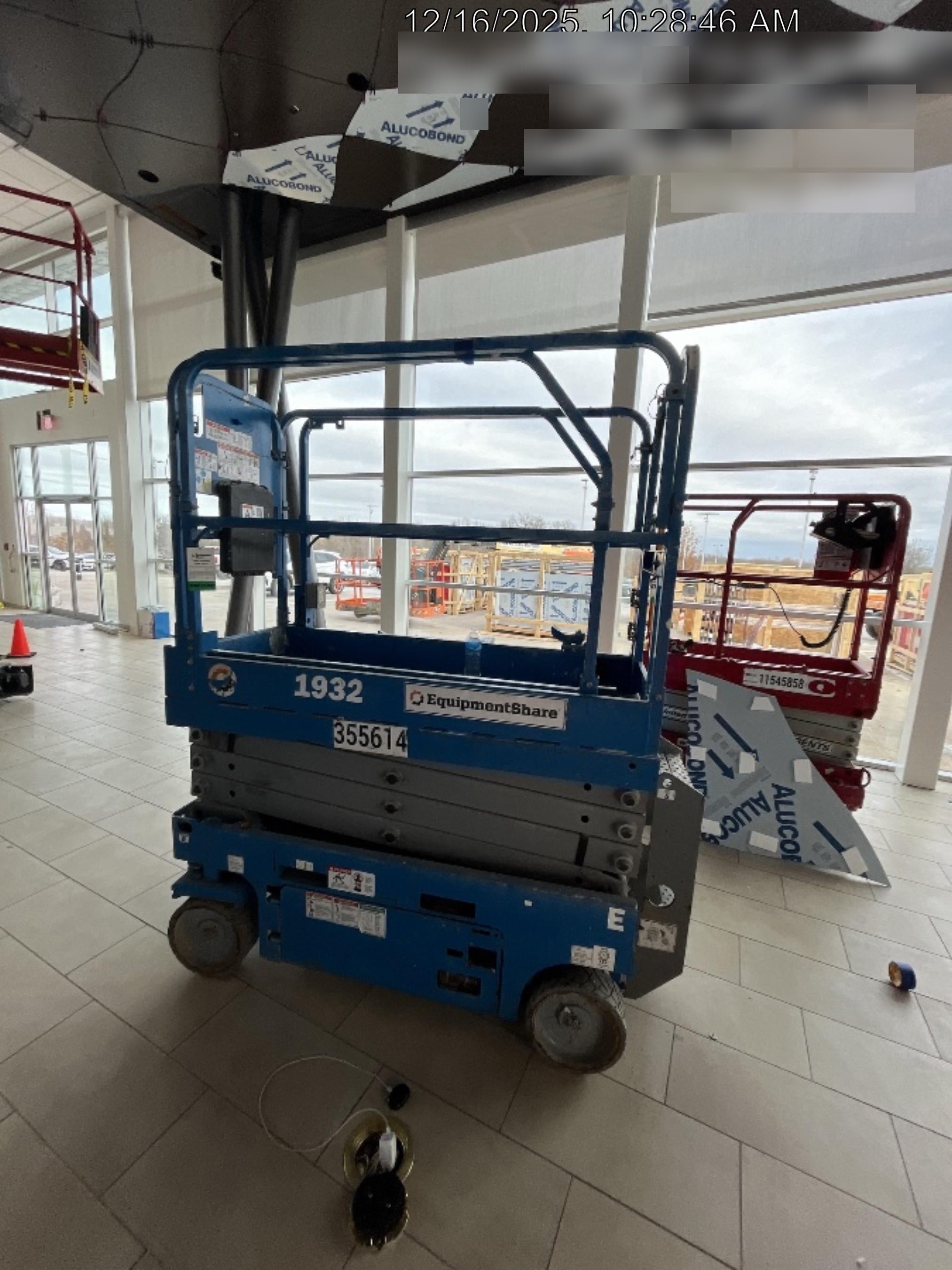 2019 Genie GS-1930 Fixed rails with chain Entry