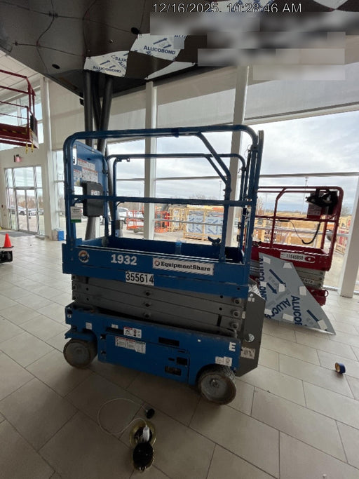 2019 Genie GS-1930 Fixed rails with chain Entry