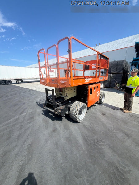 2022 JLG RT2669