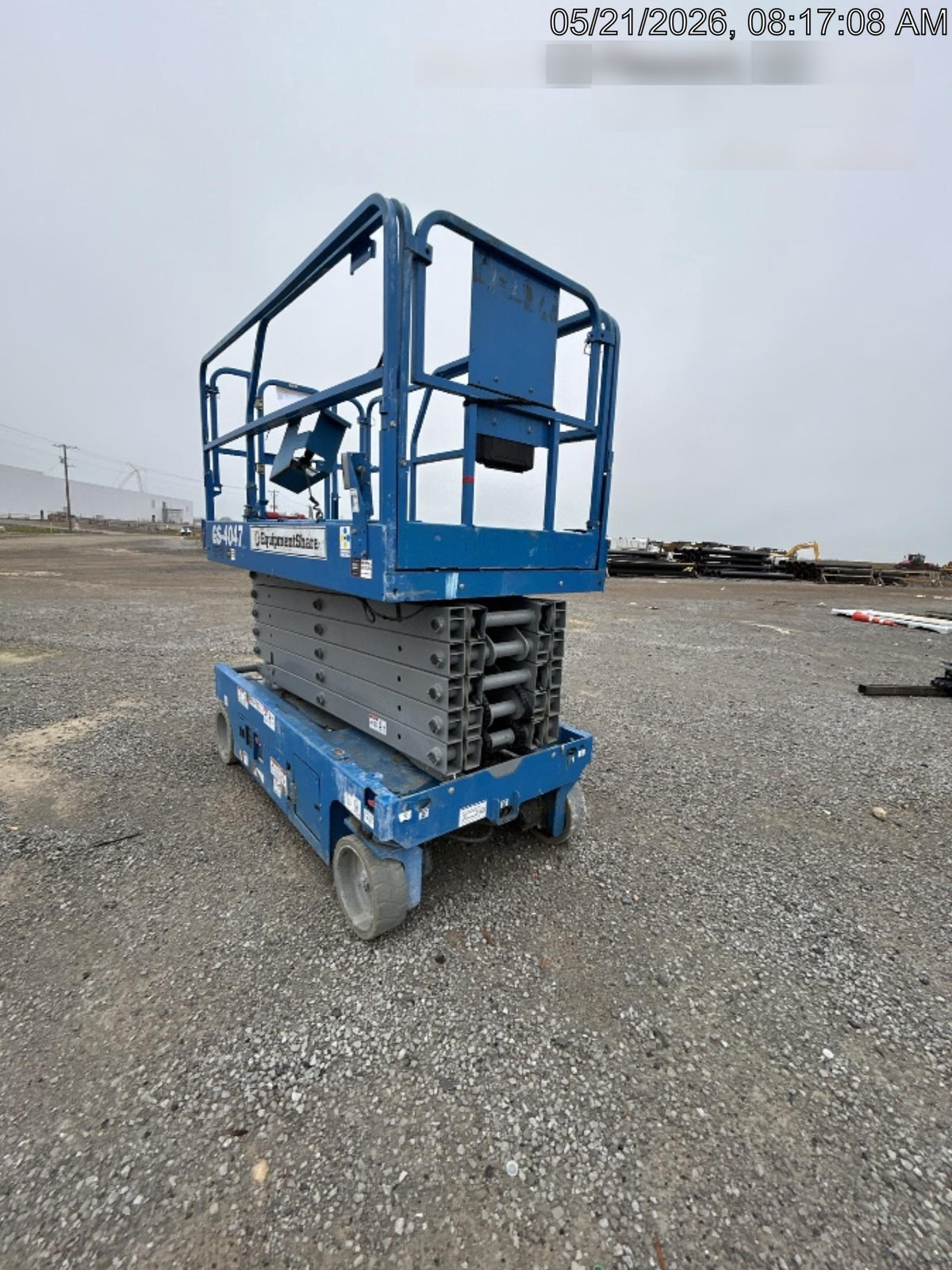 2019 Genie GS-4047 Folding rails with half height swing gate
