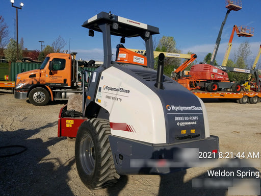 2021 DYNAPAC CA1400D