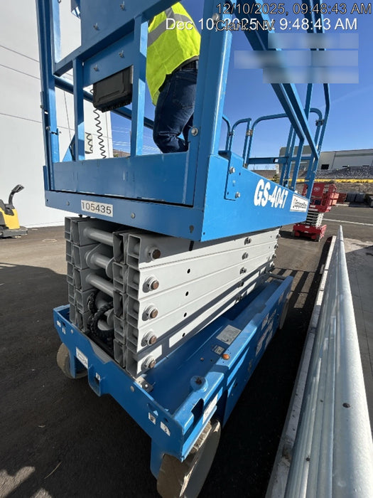 2020 Genie GS-4047 Standard, Folding full height swing gate, 800W Inverter