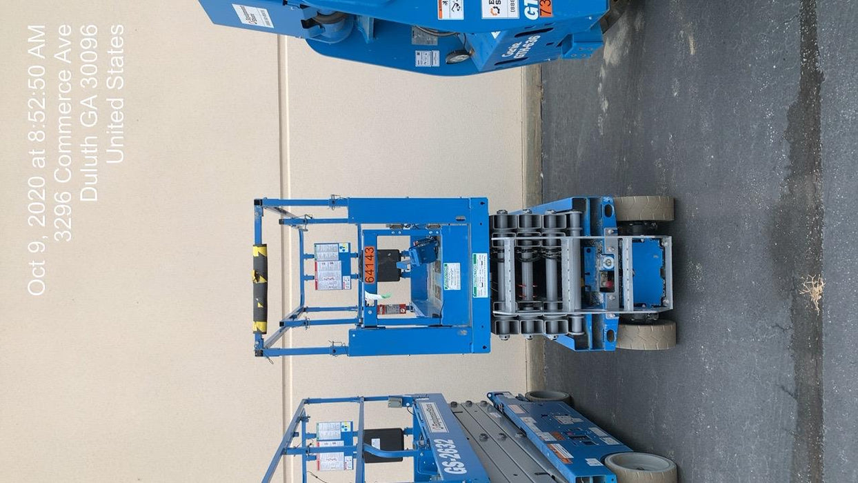 2020 Genie GS-2632 Standard, Folding half height swing gate