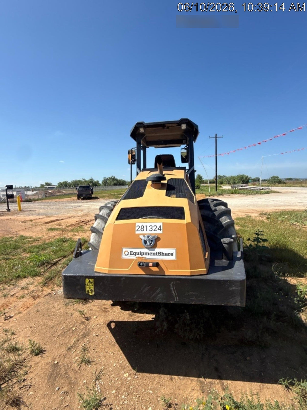 2023 CASE SV211E