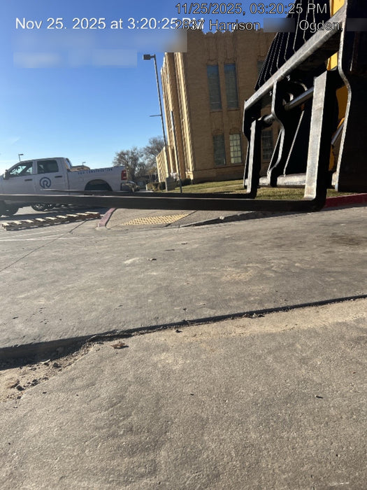 2019 JCB 509-42 Cab/Heat/Air, 74 HP, Solid Tires, STD Worklight, Beacon, Aux Hydraulics, Lifting Eye, Back up Alarm w/66" Carriage/60" Forks