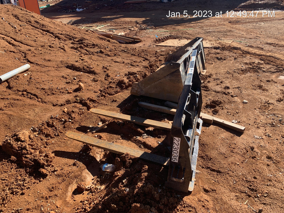 2022 PALADIN 48" Pallet Forks - Paladin