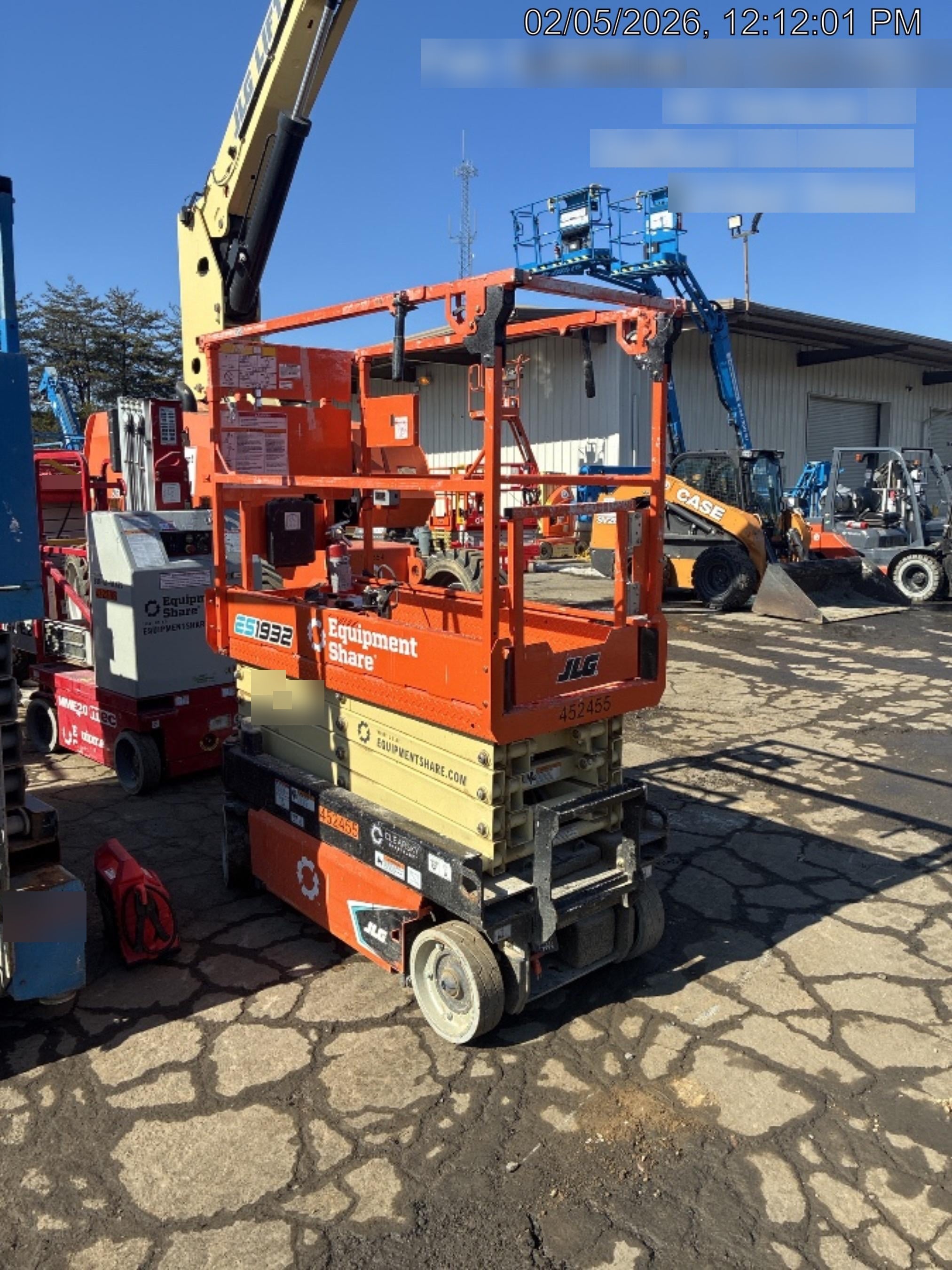 2024 JLG ES1932