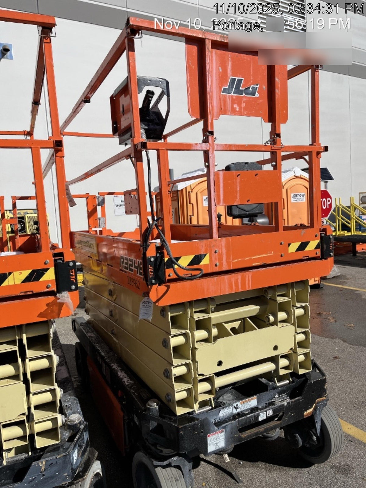 2022 JLG R3246