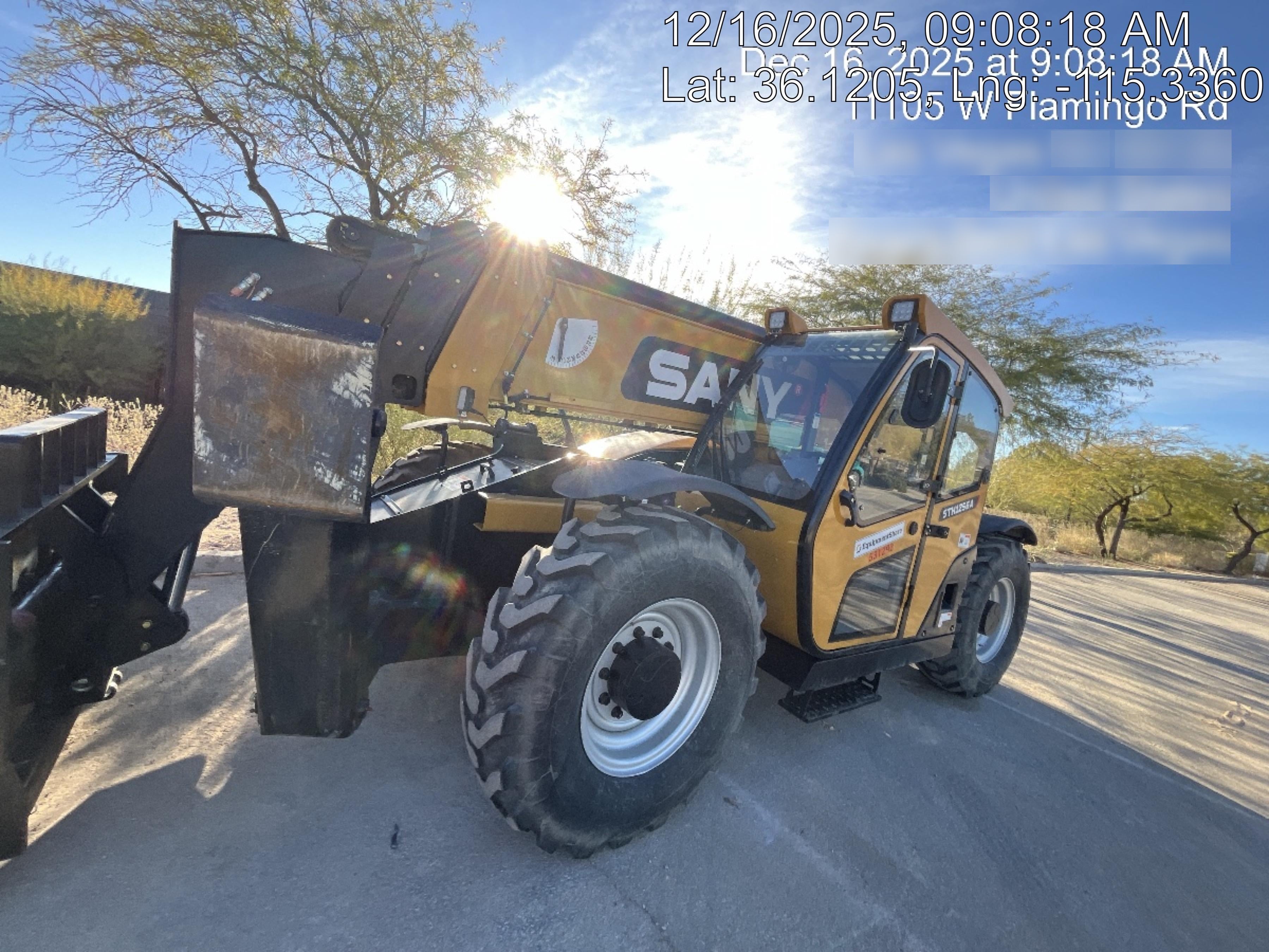 2021 ARROW MATERIAL HANDLING Telehandler Fork Bucket