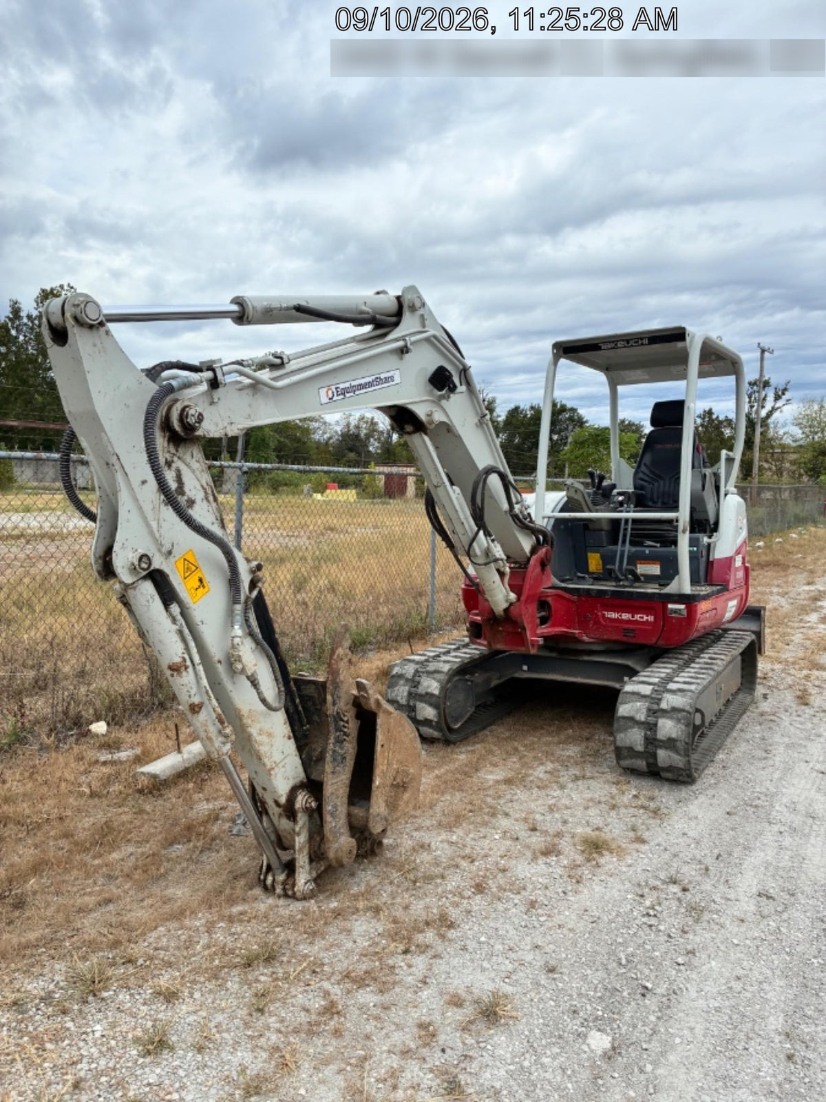 2022 TAKEUCHI TB250-2R