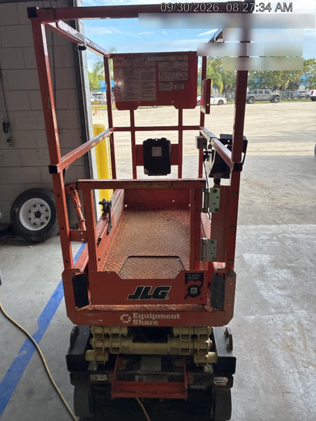 2022 JLG ES1330L