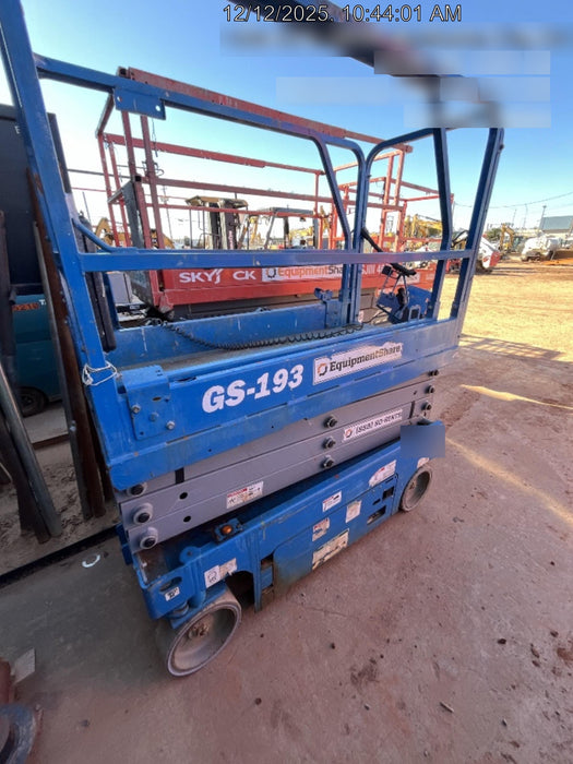 2019 Genie GS-1930 Fixed rails with chain Entry