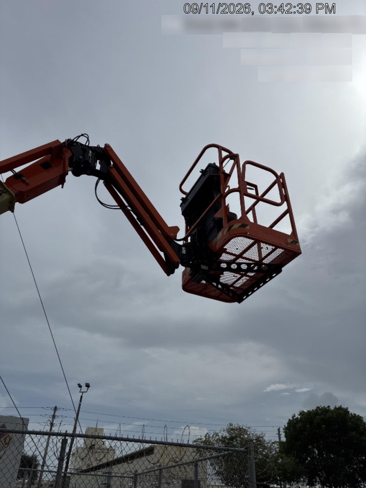 2022 JLG E400AJP Narrow