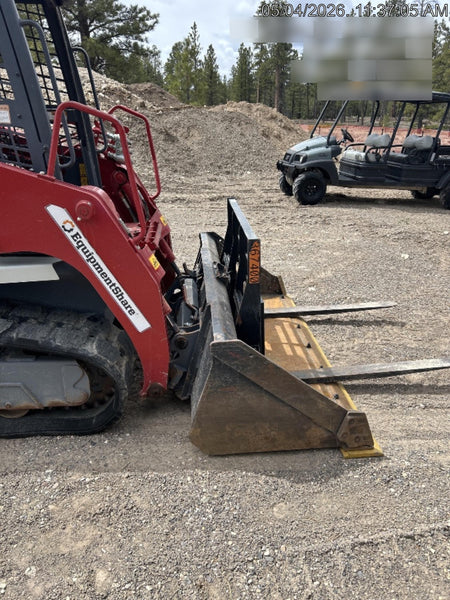 2023 TAKEUCHI TL8R2-R