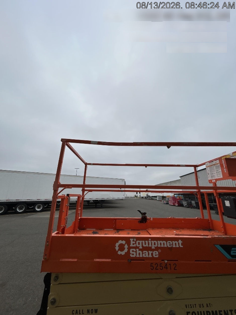 2025 JLG ES3246