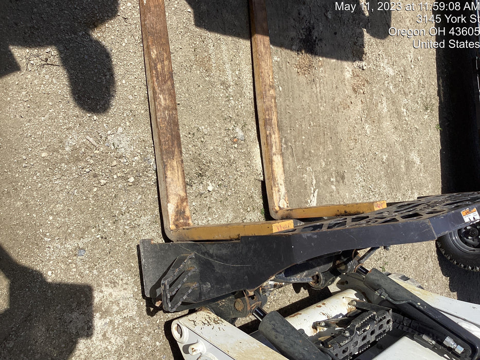 2022 PALADIN 48" Pallet Forks - Paladin