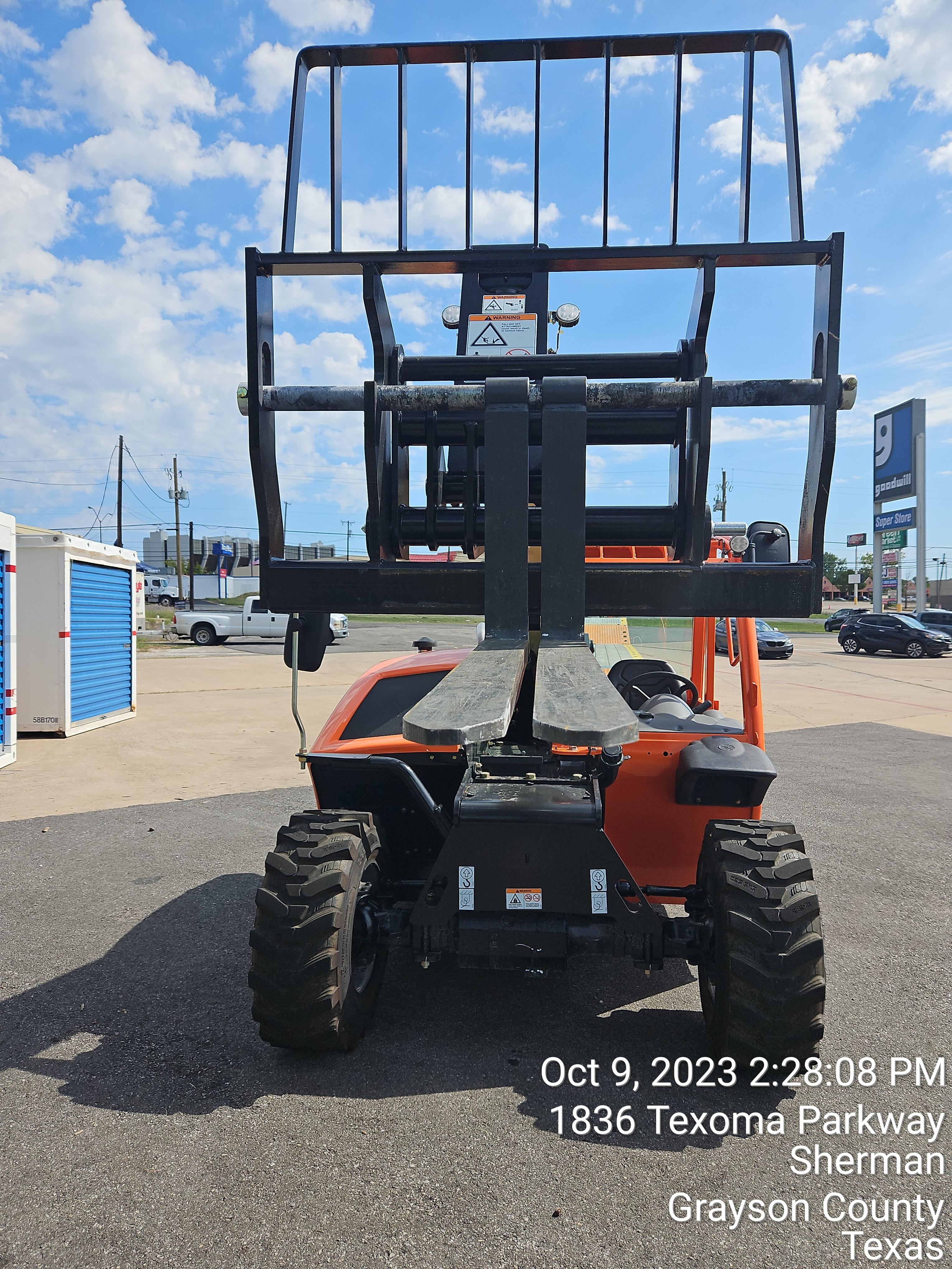2023 JLG G5-18A