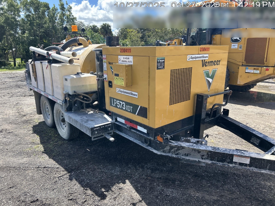 2022 Vac-Tron LP573XDT T4 Koehler Diesel Engine, 500 Gallon Debris Tank, x2 100 Gallon Water Tanks