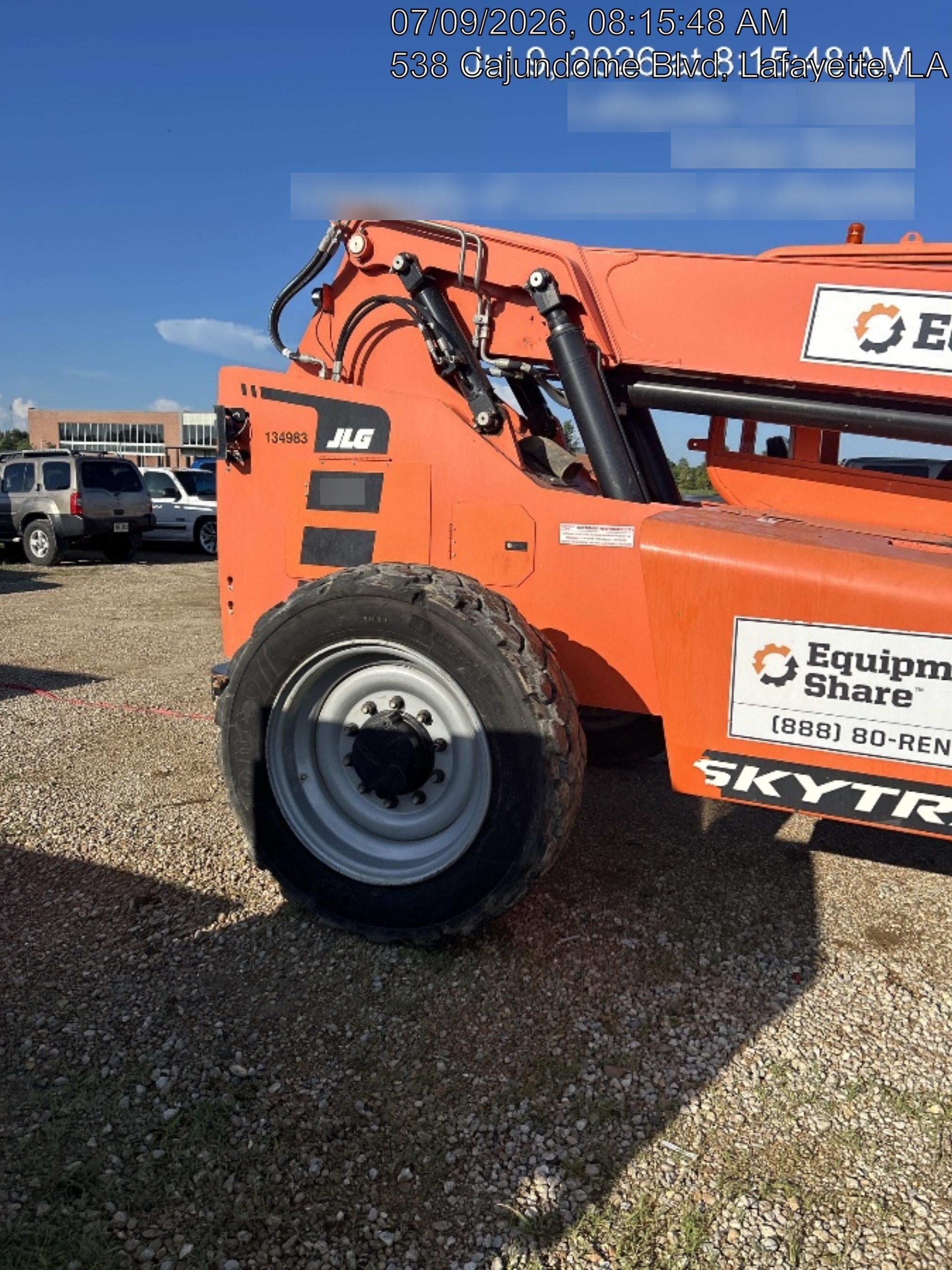 2021 JLG 6036