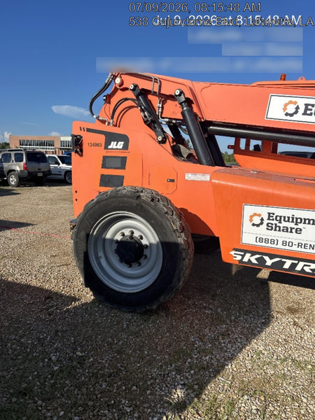 2021 JLG 6036