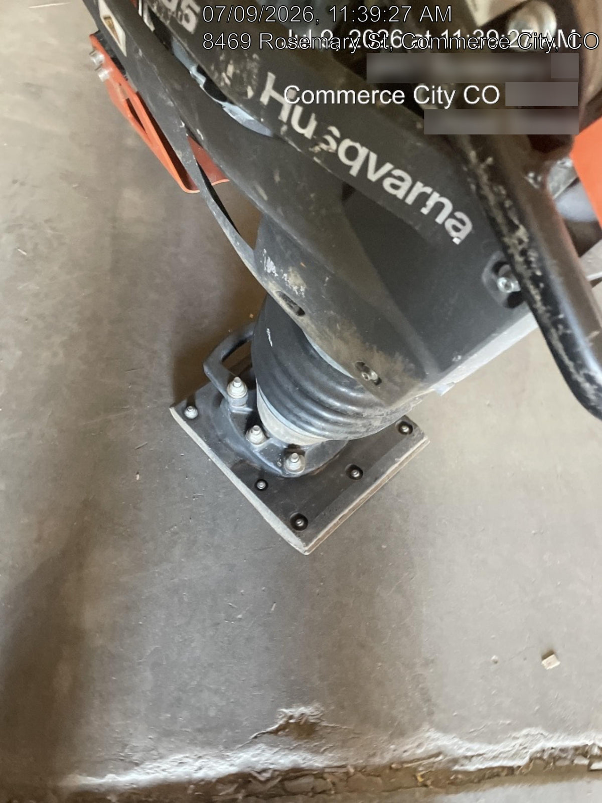 2025 HUSQVARNA LT6005